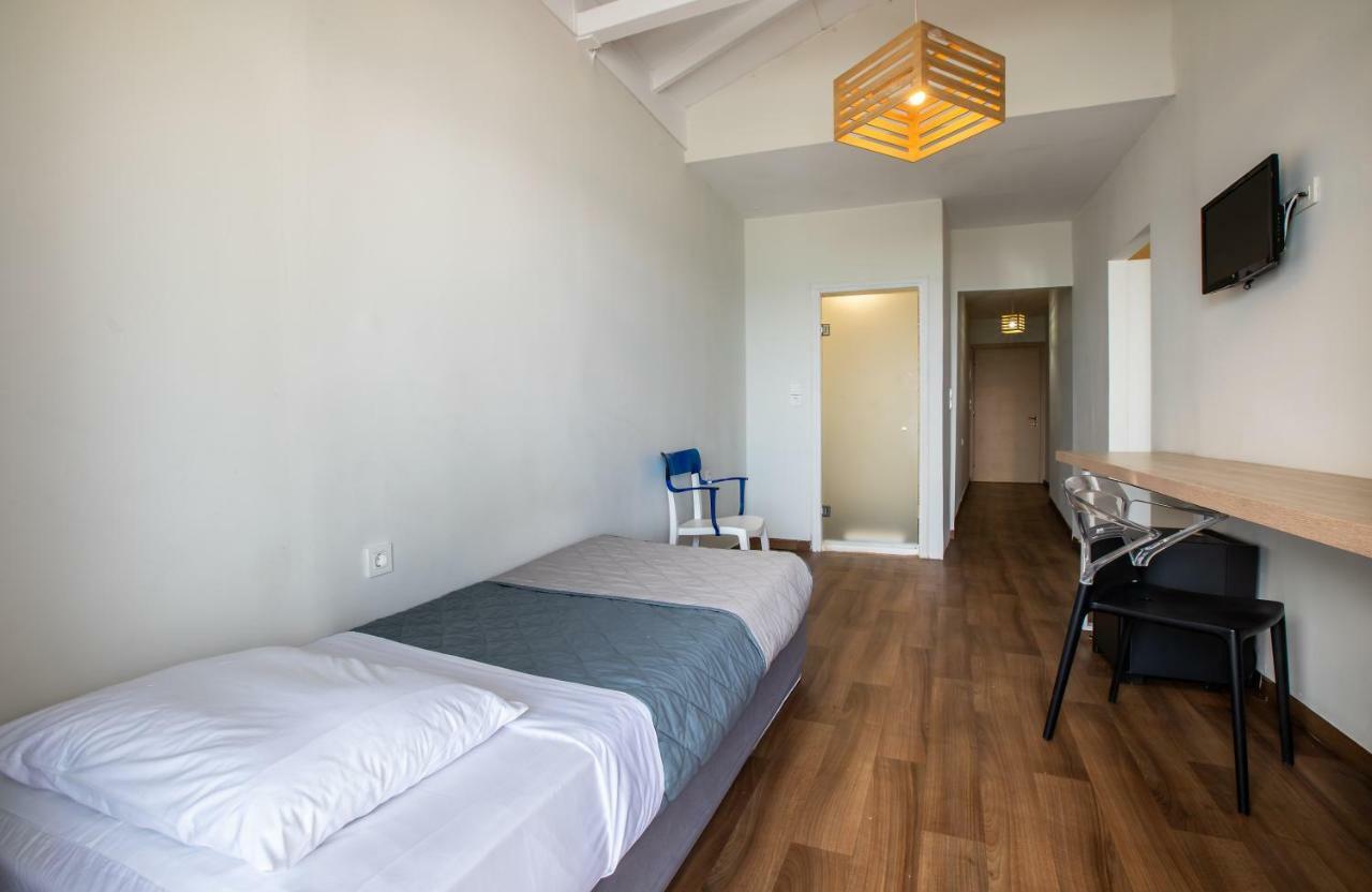 Отель White Olive Premium Cameo Закинтос Экстерьер фото